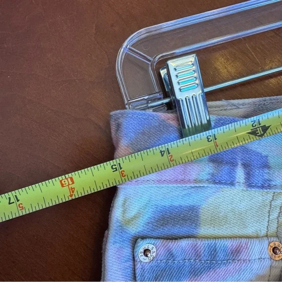 Levi's 501 Button Fly Distressed Cut-Off Raw Hem Grunge Tie Dye Shorts Size 26 - Picture 12 of 14